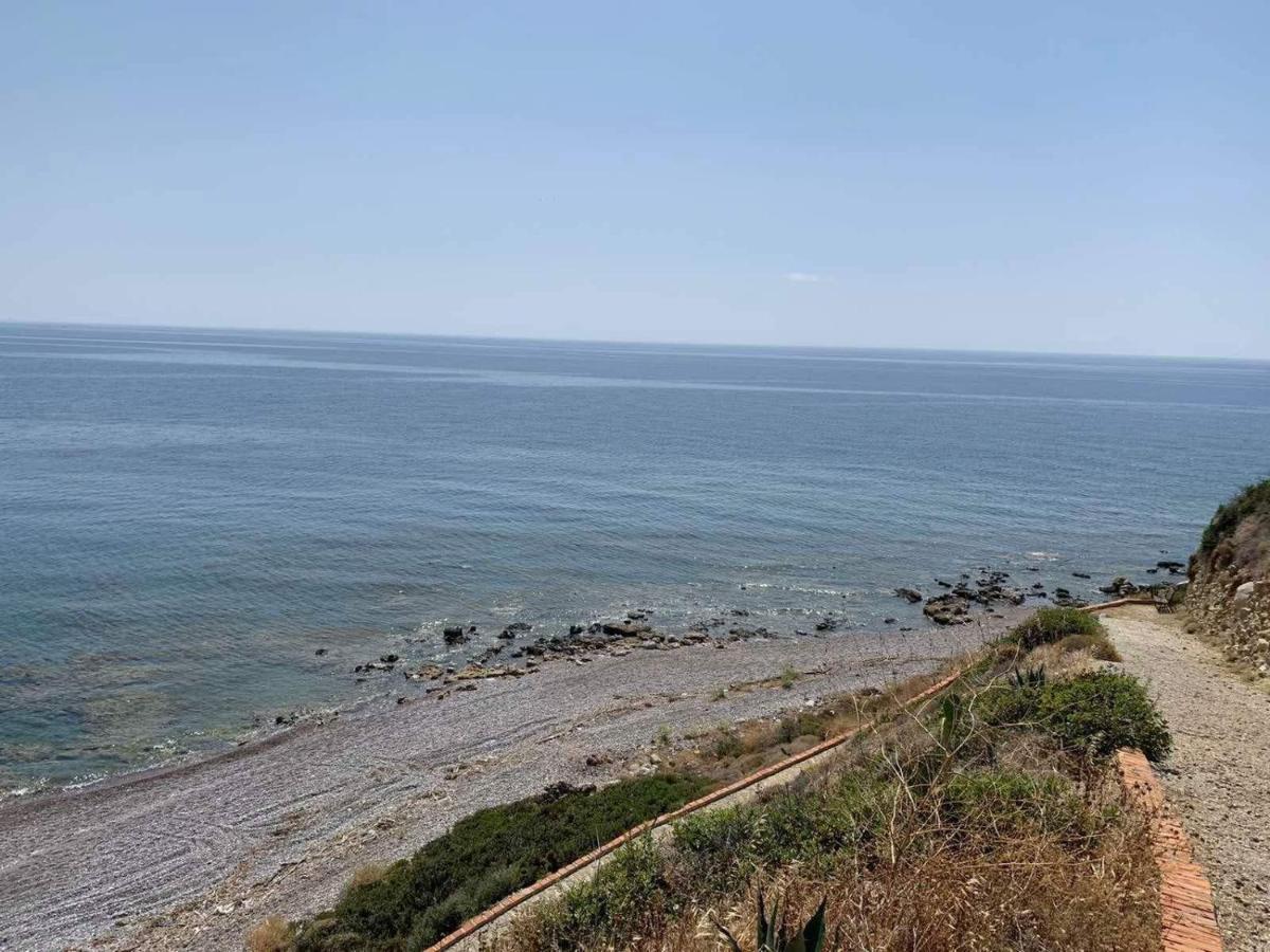 Olga Luxury Beach Front Villas Lakhaniá Esterno foto