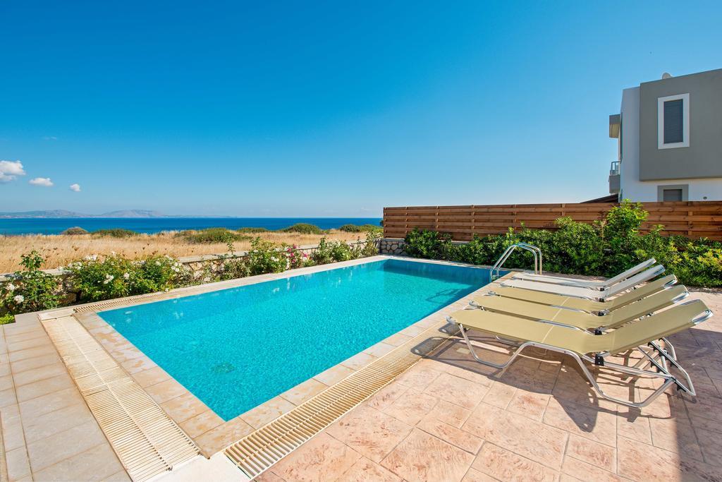 Olga Luxury Beach Front Villas Lakhaniá Esterno foto