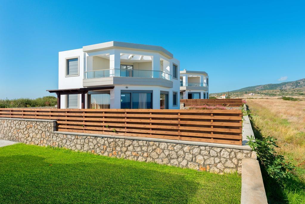 Olga Luxury Beach Front Villas Lakhaniá Esterno foto