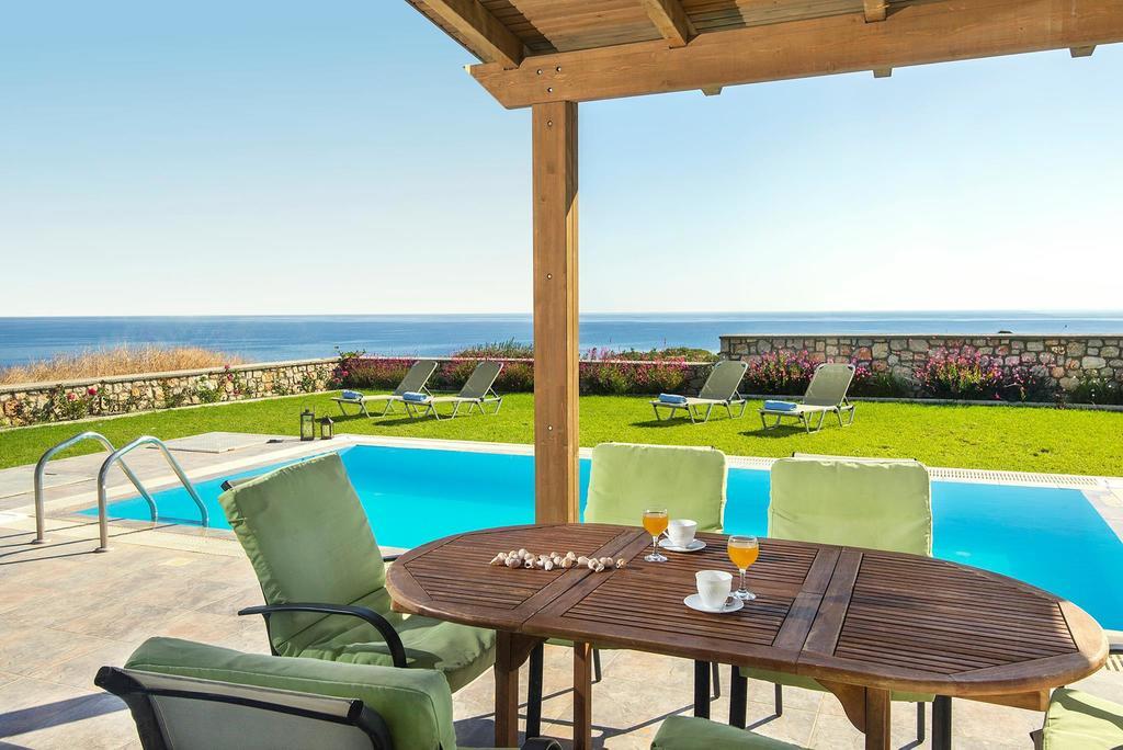 Olga Luxury Beach Front Villas Lakhaniá Esterno foto
