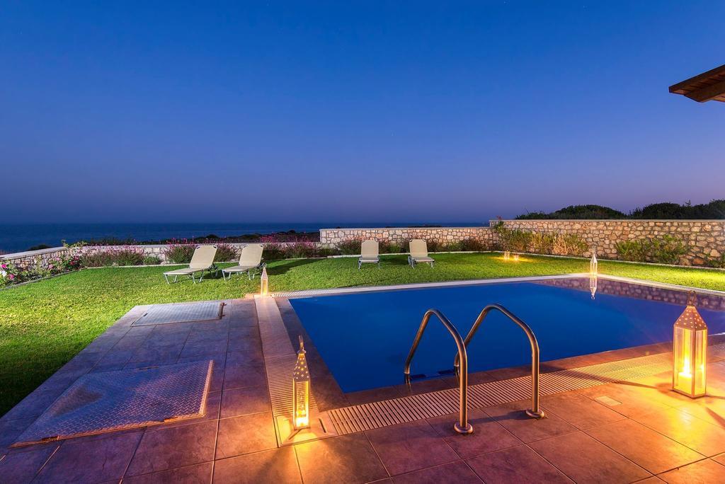 Olga Luxury Beach Front Villas Lakhaniá Esterno foto